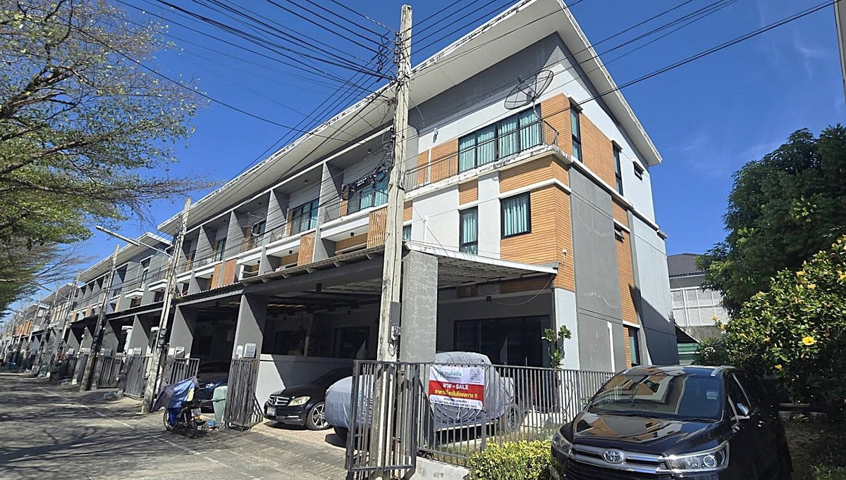 ทาวน์โฮมสมุทรปราการ สำโรง : 📢💥🏠 ขายทาวน์เฮ้าท์หัวมุม หลังใหญ่สุดในโครงการ ❗ ราคาพิเศษ ❗  