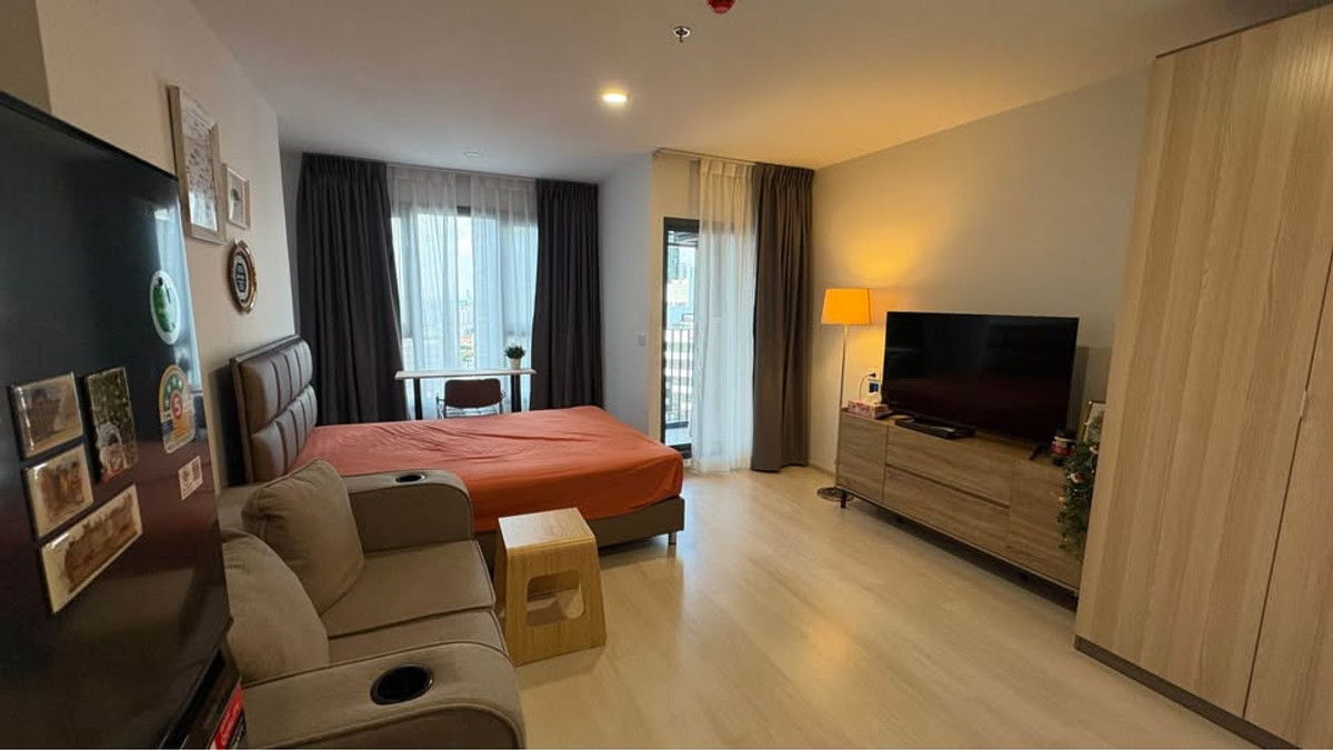 ให้เช่าคอนโดอารีย์ อนุสาวรีย์ : 📍 แอสปาย วิภา - วิคตอรี่ ทำเลสะดวก ใกล้แหล่งธุรกิจและการเดินทาง  🏢 ห้องสตูดิโอ | 1 ห้องน้ำ 📐 ขนาด 26.8 ตร.ม. | ชั้น 15 | City View