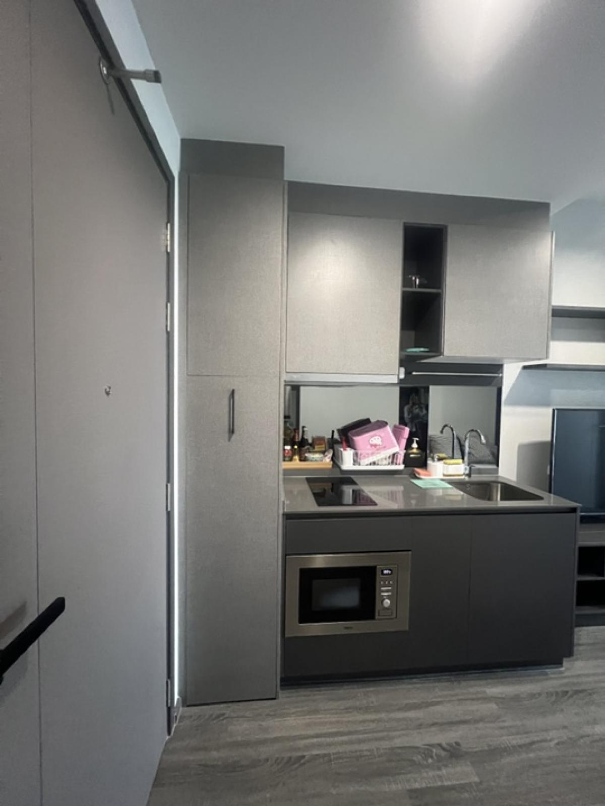 ให้เช่าคอนโดสยาม จุฬา สามย่าน : ด่วนนนน ห้องพร้อมให้เช่าคอนโด ไอดีโอ้จุฬาสามย่าน การมหาวิทยาลัยจุฬา คอนโดใหม่ห้องสวยหนึ่งห้องนอน(34ตรม) ราคา 23,000 บาท