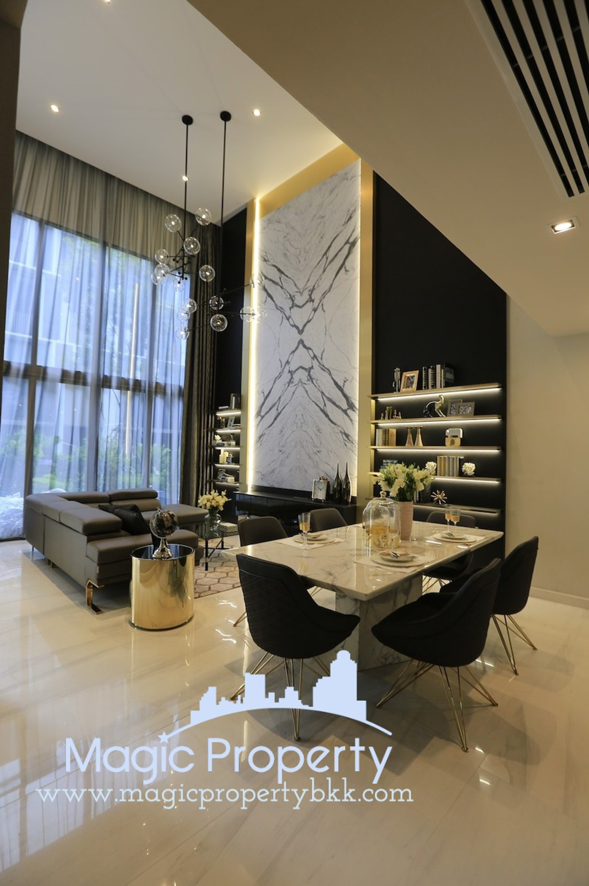 ให้เช่าทาวน์โฮมสุขุมวิท อโศก ทองหล่อ : ให้เช่าทาวน์เฮ้าส์หรู 4 ห้องนอน ใน ควอเตอร์ 39 แขวงคลองตันเหนือ เขตวัฒนา กทม.