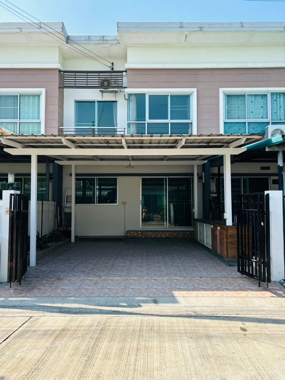 ขายทาวน์โฮมนนทบุรี บางใหญ่ บางบัวทอง : ขาย ( หาเซลช่วยขาย )