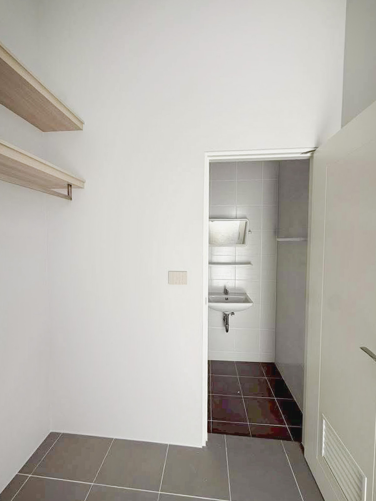 ให้เช่าบ้านเกษตรศาสตร์ รัชโยธิน : Narasiri Phahol–Watcharapol บ้านเดี่ยวหรูหลังใหม่ เฟอร์ครบ เป็นส่วนตัวสูง Please call: 062-496-6454