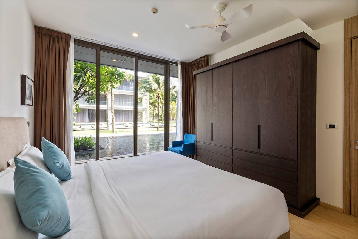 ขายคอนโดภูเก็ต :  3 ห้องนอน ที่ Baan Maikhao Beachfront Penthouse