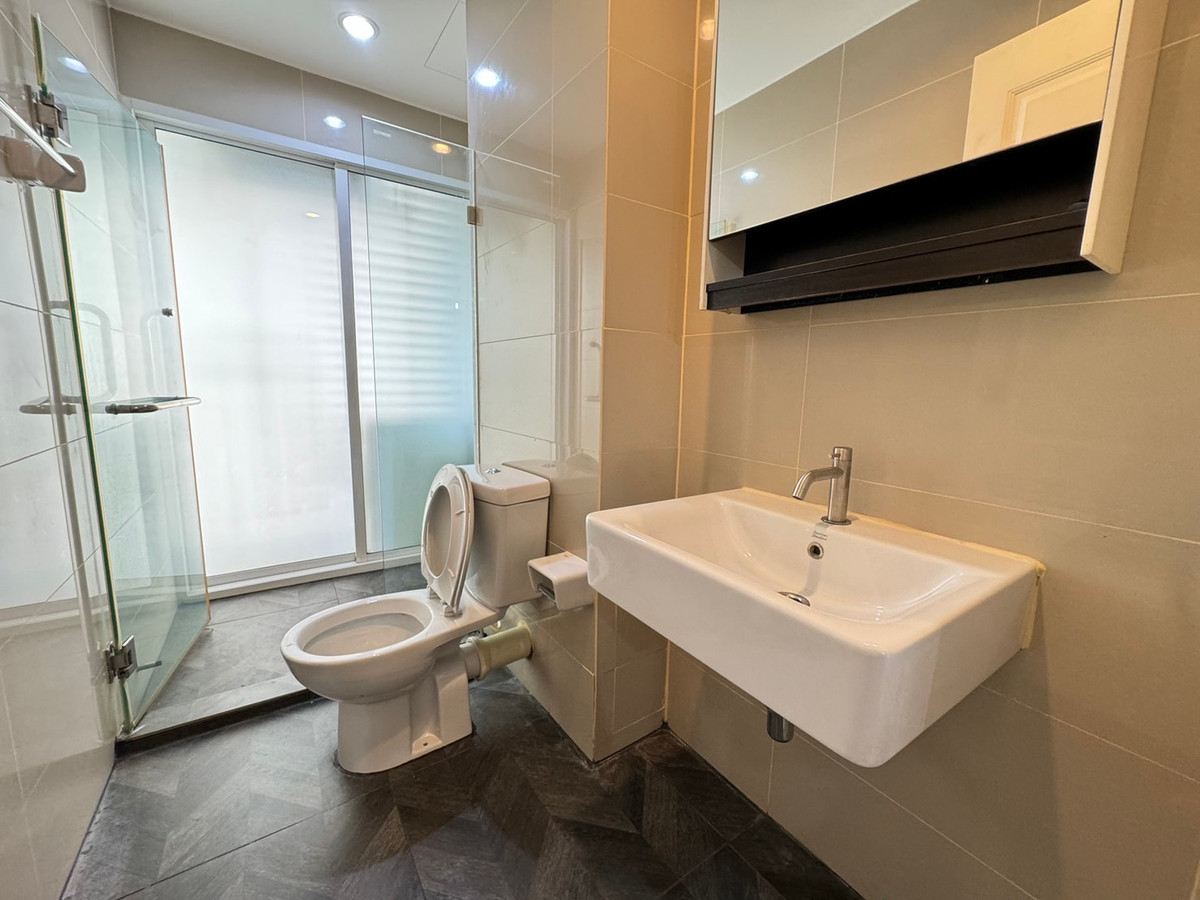 ขายคอนโดลาดพร้าว เซ็นทรัลลาดพร้าว : ลดพิเศษ ขายด่วน 2.5 ล้านเท่านั้น Sym Vibha Ladprao คอนโด ขนาด 35 ตรม ใกล้ ห้าแยกลาดพร้าว ติดถนนวิภาวดี