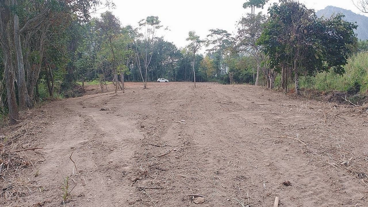 For SaleLandPak Chong KhaoYai : Land for Sale Khao Yai on Thanarat Road  649 Sq.w., Creekside Plot with Mountain Views, Red Garuda Title Deed, Near Khao Yai National Park