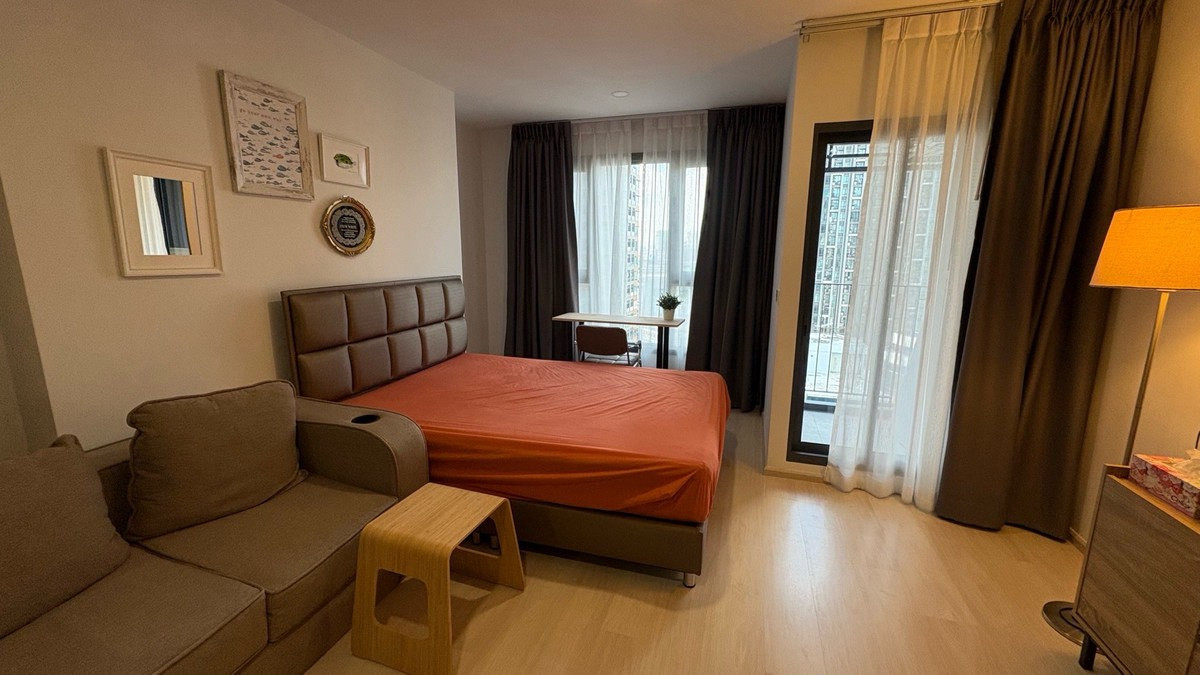 For RentCondoAri,Anusaowaree :  ★ Aspire Vibha-Victory ★ 27 sq m, 15th floor (studio), ★ near BTS Victory Monument, ★ near King Power and Century ★ Numerous amenities ★ Fully equipped with electrical appliances ★