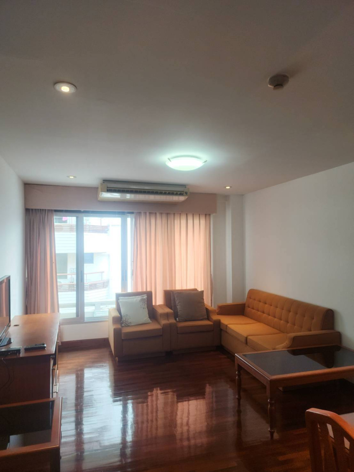 ให้เช่าคอนโดวิทยุ ชิดลม หลังสวน : 184AGJD🌟 เช่า คอนโด Navin Court – ซอยร่วมฤดี 3 (เพลินจิต) 🌟