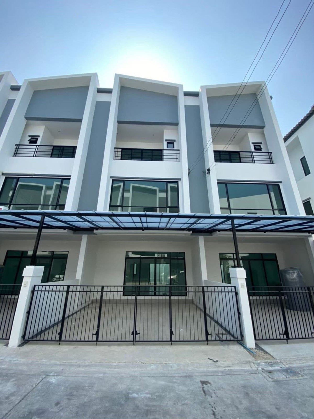 For RentTownhomeOnnut, Udomsuk : ME2500440 Townhome for rent, Cordiz at Udomsuk, near BTS Udomsuk.