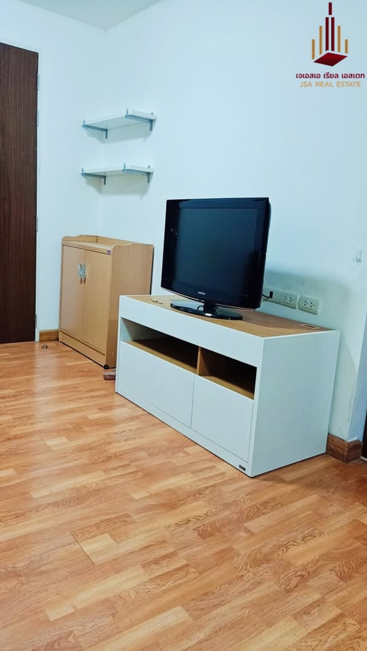 For RentCondoRatchadapisek, Huaikwang, Suttisan : ✨ For Rent: IVY Ratchada Condo ✨ 💰 Only 11,000 THB/month