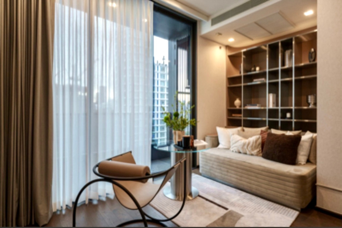 ขายคอนโดสุขุมวิท อโศก ทองหล่อ : Aestiq Thonglor: 1bed 1bath  50.74sqm. 17,000,000 Fully Furnished Am: 0656199198