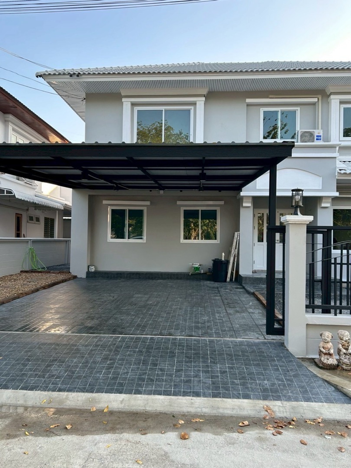 For RentHouseMin Buri, Romklao : Single house for rent, Perfect Place 3, Ramkhamhaeng 174, newly decorated, new furniture.