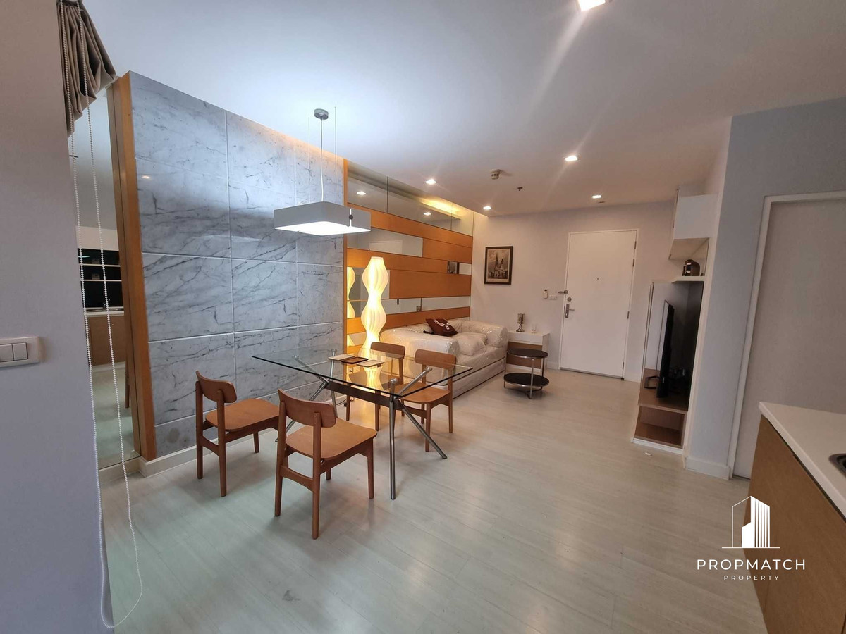 ให้เช่าคอนโดลาดพร้าว เซ็นทรัลลาดพร้าว : ว่างแล้ว The Room Ratchada-Ladprao เช่าแค่ 25,000 ค่ะ แบบ 2 ห้องนอน 2 ห้องน้ำ ขนาด 63sqm ใหญ่มากๆ  สนใจนัดชมได้เลย 064-6696546 มินนี่   เบอร์นี้แอทไลน์ได้เลยค่ะ