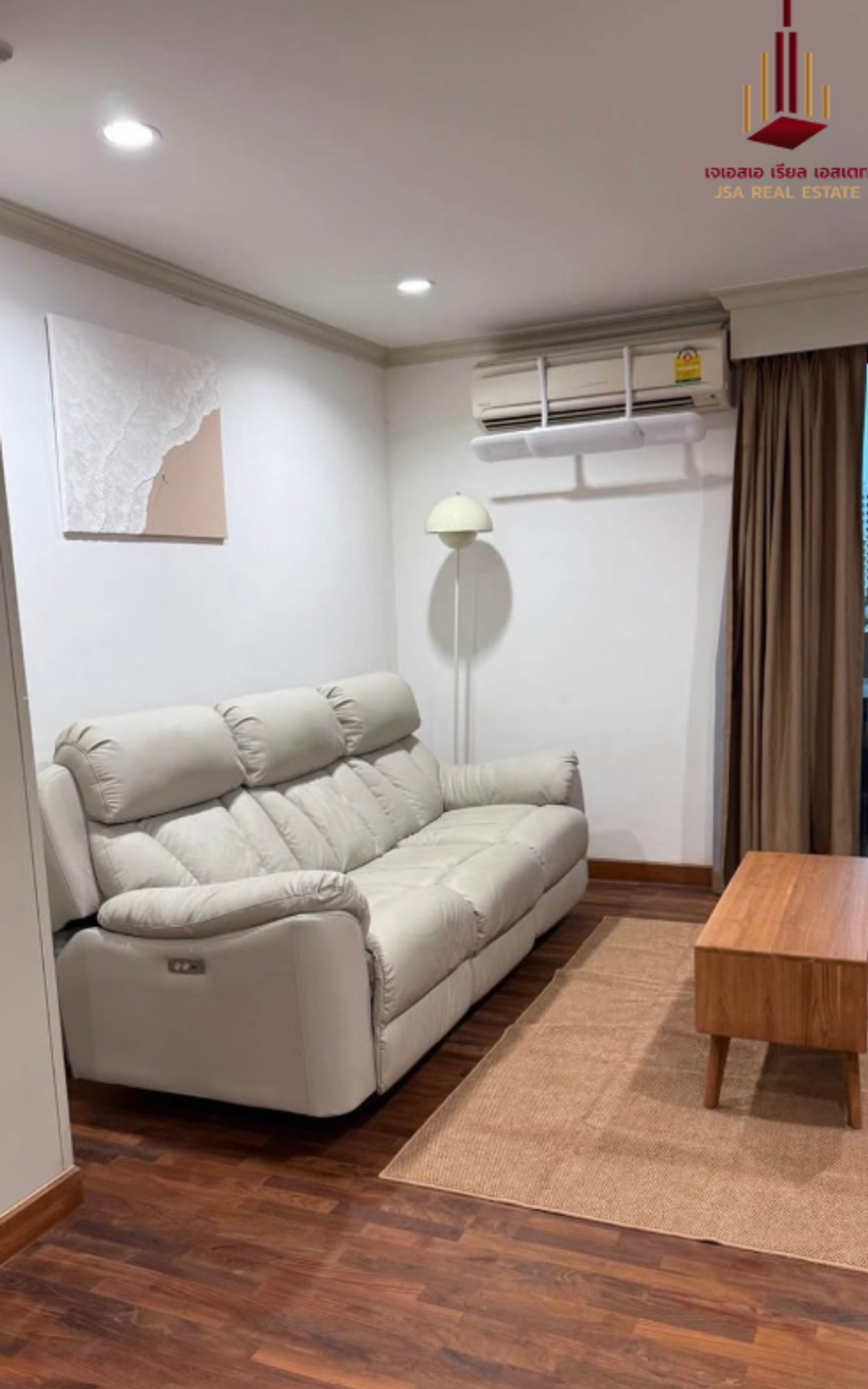 ขายคอนโดสาทร นราธิวาส : ✨ For Sale: Sampoom Garden Condo ✨ 💰 Only 7,000,000 THB มีห้องจริงนัดชมได้เลยครับ ยินดีให้บริการครับสนใจติดต่อ คุณเจมส์มาร์