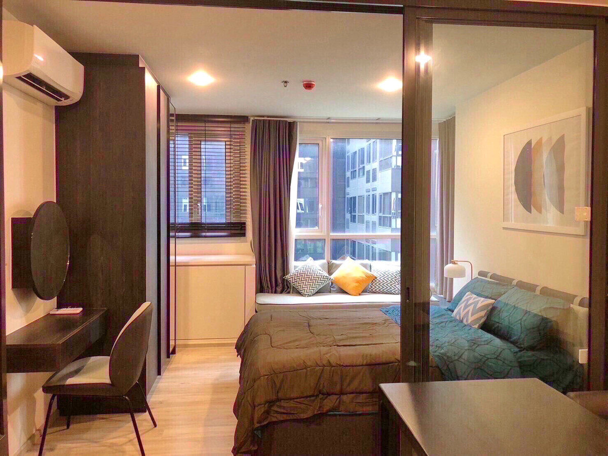 ให้เช่าคอนโดรัชดา ห้วยขวาง : For Rent XT Huaikwang  70 meters from MRT Huaikwang