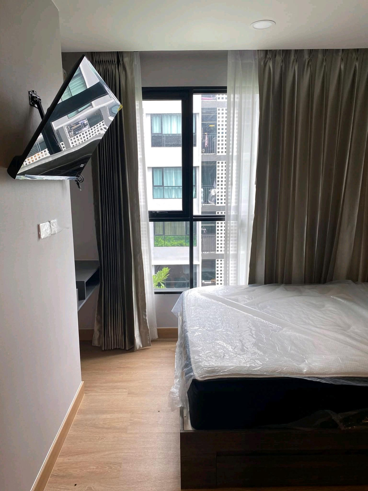 ให้เช่าคอนโดสมุทรปราการ สำโรง : The Cube Loft Srinakarin / คิวบ์ ลอฟท์ ศรีนครินทร์

