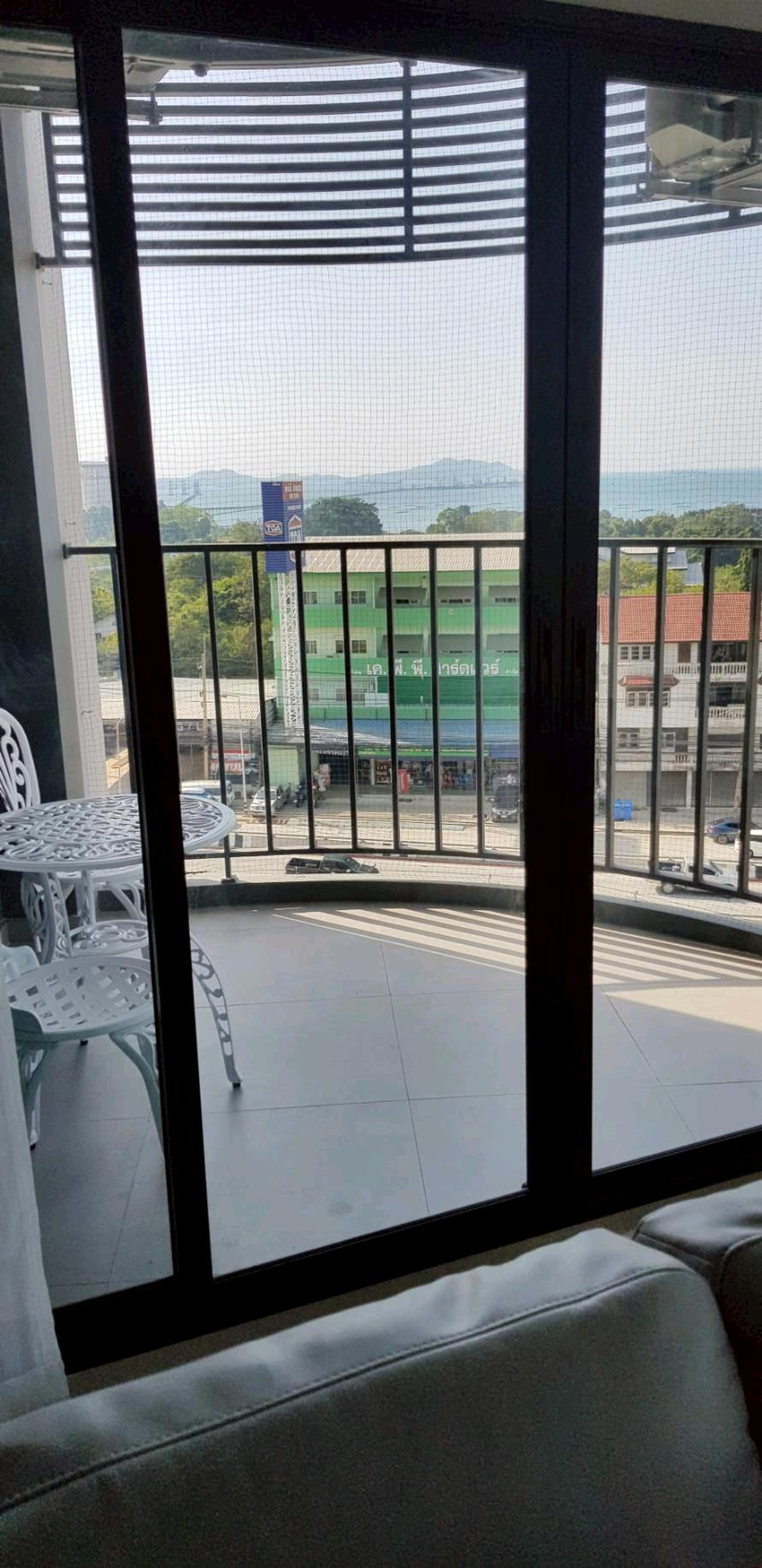 CondoSriracha Laem Chabang Ban Bueng : 🌊✨ Sea view condo in the heart of Sriracha. You will fall in love at first sight!