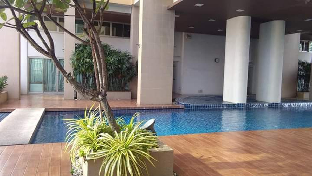 คอนโดพระราม 9 เพชรบุรีตัดใหม่ RCA : ขายห้องชุด คอนโด My Resort Bangkok