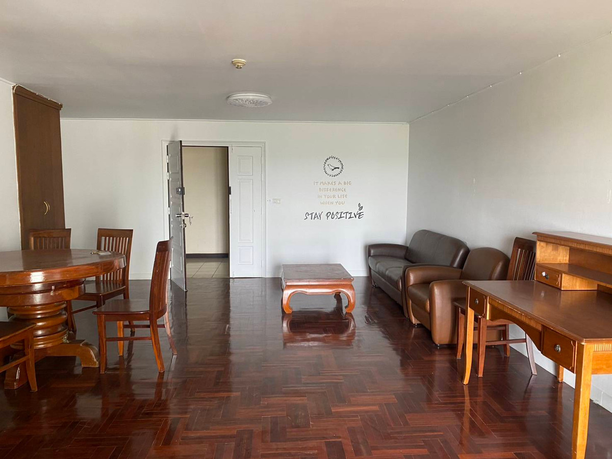 ขายคอนโดสมุทรปราการ สำโรง : ขายคอนโด นูเวล(ธนา ซิตี้) 2ห้อนอน 3ห้องน้ำ