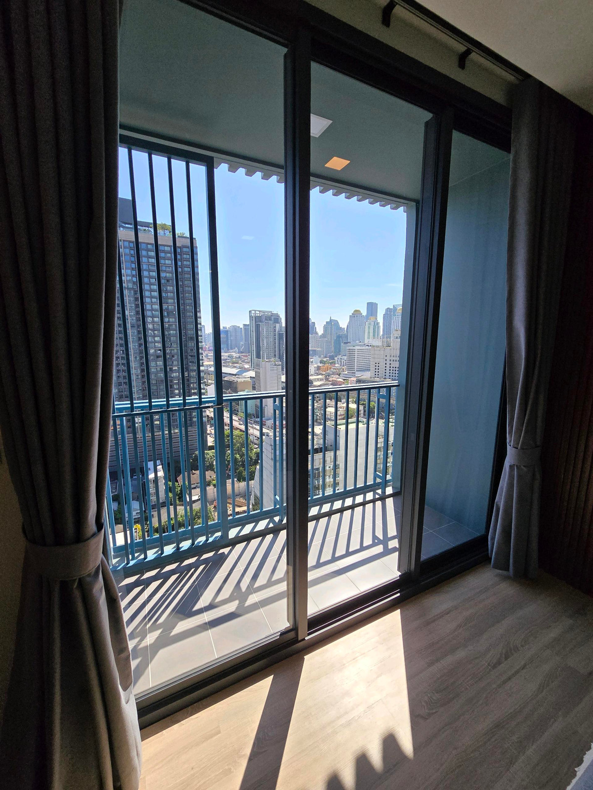 ให้เช่าคอนโดราชเทวี พญาไท : 🔥ให้เช่าด่วน🔥เอ็กซ์ที พญาไท เฟอร์นิเจอร์ครบพร้อมเข้าอยู่ ใกล้ BTS พญาไท