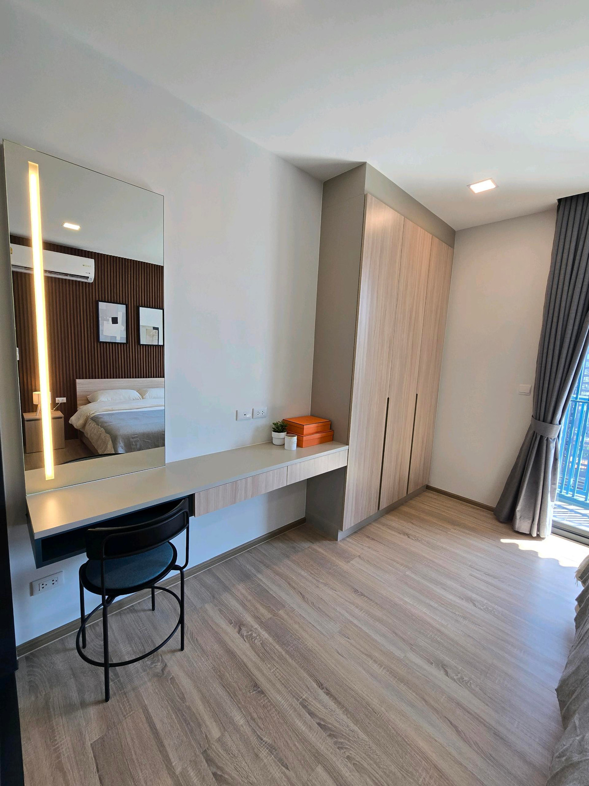 ให้เช่าคอนโดราชเทวี พญาไท : 🔥ให้เช่าด่วน🔥เอ็กซ์ที พญาไท เฟอร์นิเจอร์ครบพร้อมเข้าอยู่ ใกล้ BTS พญาไท