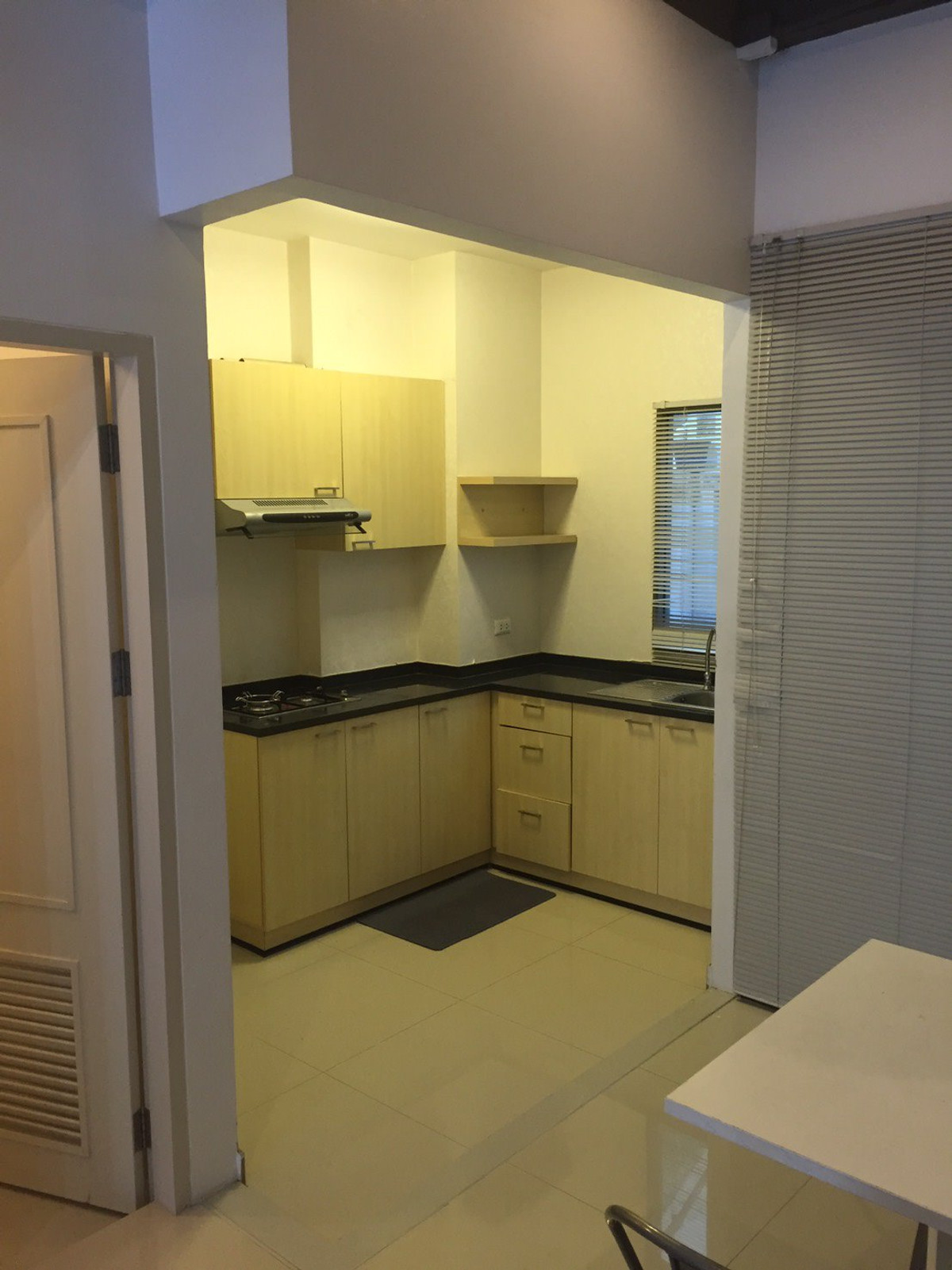 ขายทาวน์โฮมเกษตร นวมินทร์ ลาดปลาเค้า : ขายทาวน์โฮม 3 ชั้น เกษตรนวมินทร์  โครงการติดถนนใหญ่   (ราคาต่ำประเมิณ)