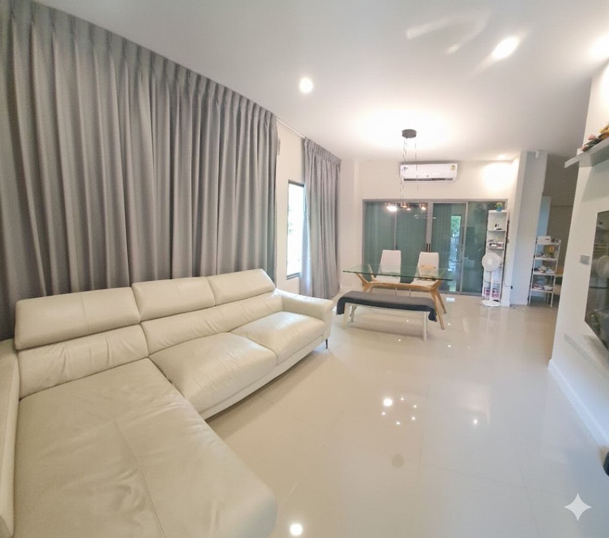 ให้เช่าบ้านลาดกระบัง สุวรรณภูมิ : เช่า Perfect Place Sukhumvit 77 สุวรรณภูมิ เฟส 8 ใกล้พาซิโอ ลาดกระบัง คุ้มมาก 4 นอน!!