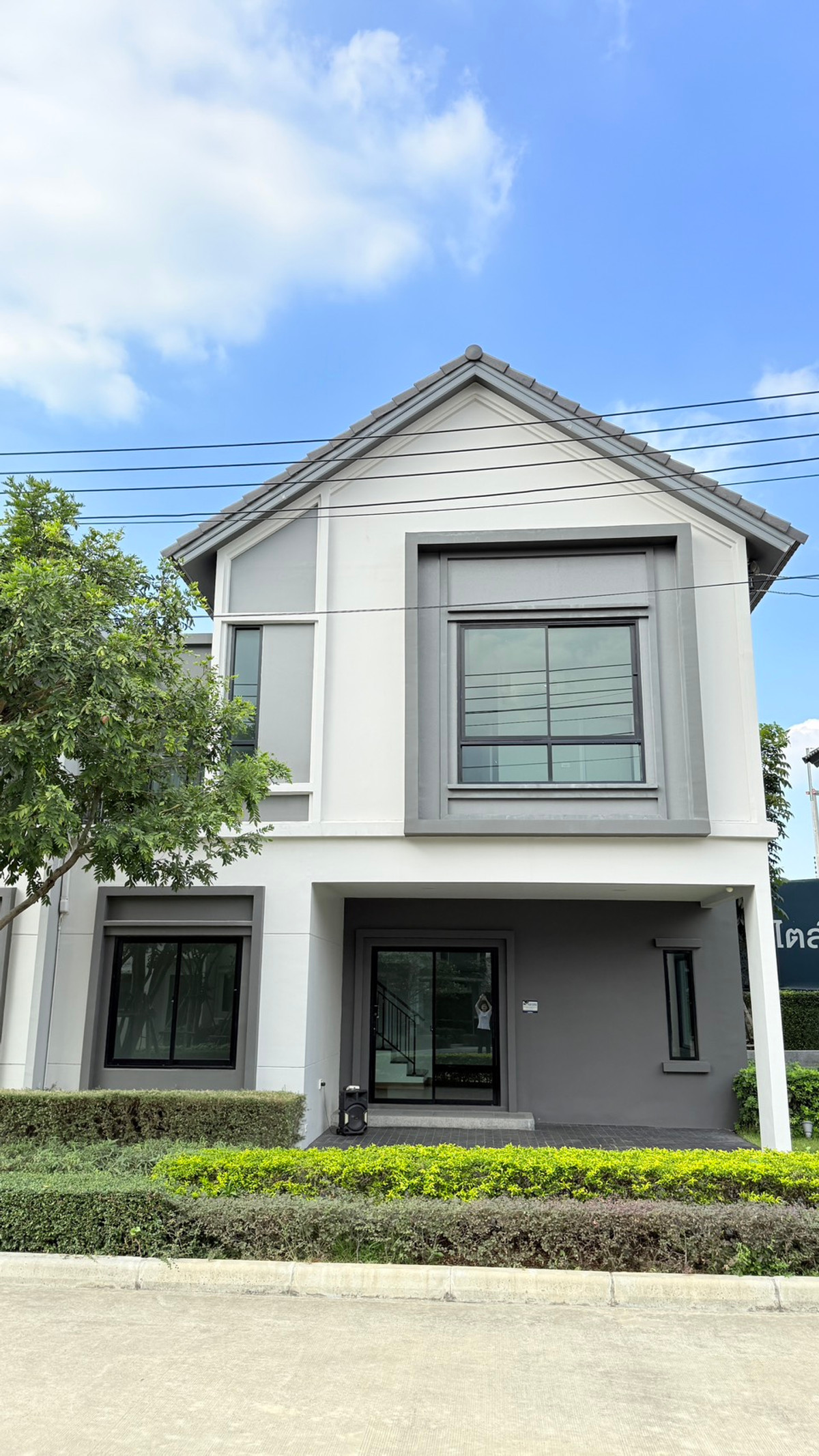 ขายปทุมธานี รังสิต ธรรมศาสตร์ : หลุดจอง!!! ทำเลหน้าสวน หน้าบ้านไม่ชนใคร เพียง 5.99 ลบ