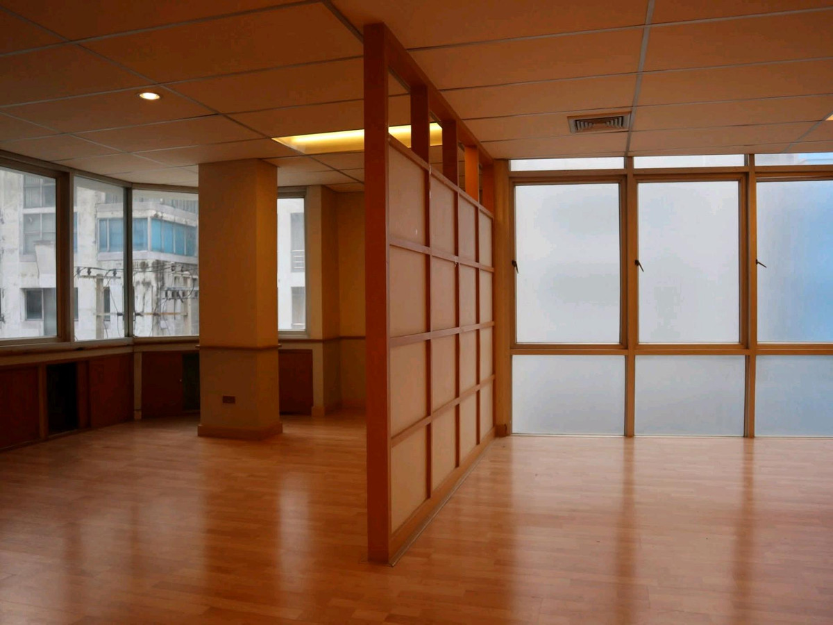 ให้เช่าอาคารพาณิชย์รัชดา ห้วยขวาง : 🏢ให้เช่า / ขาย ตึก Stand-Alone 7 ชั้น ใจกลางรัชดา — ติด MRT รัชดาภิเษก เข้าซอย 100 ม.