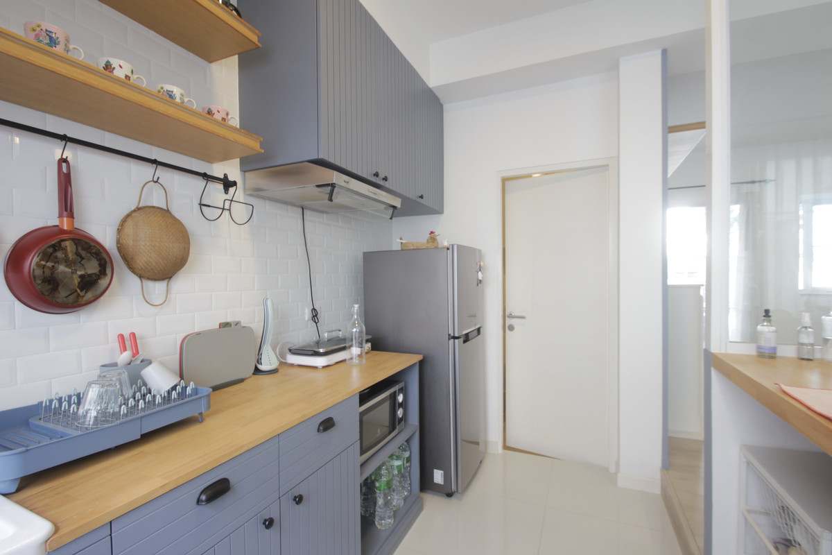 For SaleTownhomeRathburana, Suksawat : Townhouse Villaggio Pracha Uthit 90 Land and House House The house is ready to move in. Fully furnished and includes air conditioning, 21.4 sq m, at the beginning of the project, near Suksawat Expressway, Bang Phli, convenient travel, price negotiable.