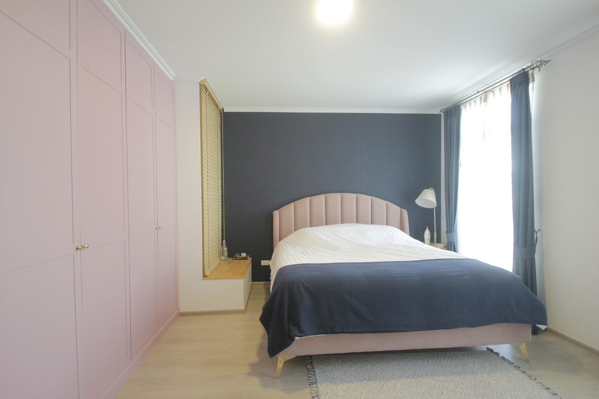 For SaleTownhomeRathburana, Suksawat : Townhouse Villaggio Pracha Uthit 90 Land and House House The house is ready to move in. Fully furnished and includes air conditioning, 21.4 sq m, at the beginning of the project, near Suksawat Expressway, Bang Phli, convenient travel, price negotiable.