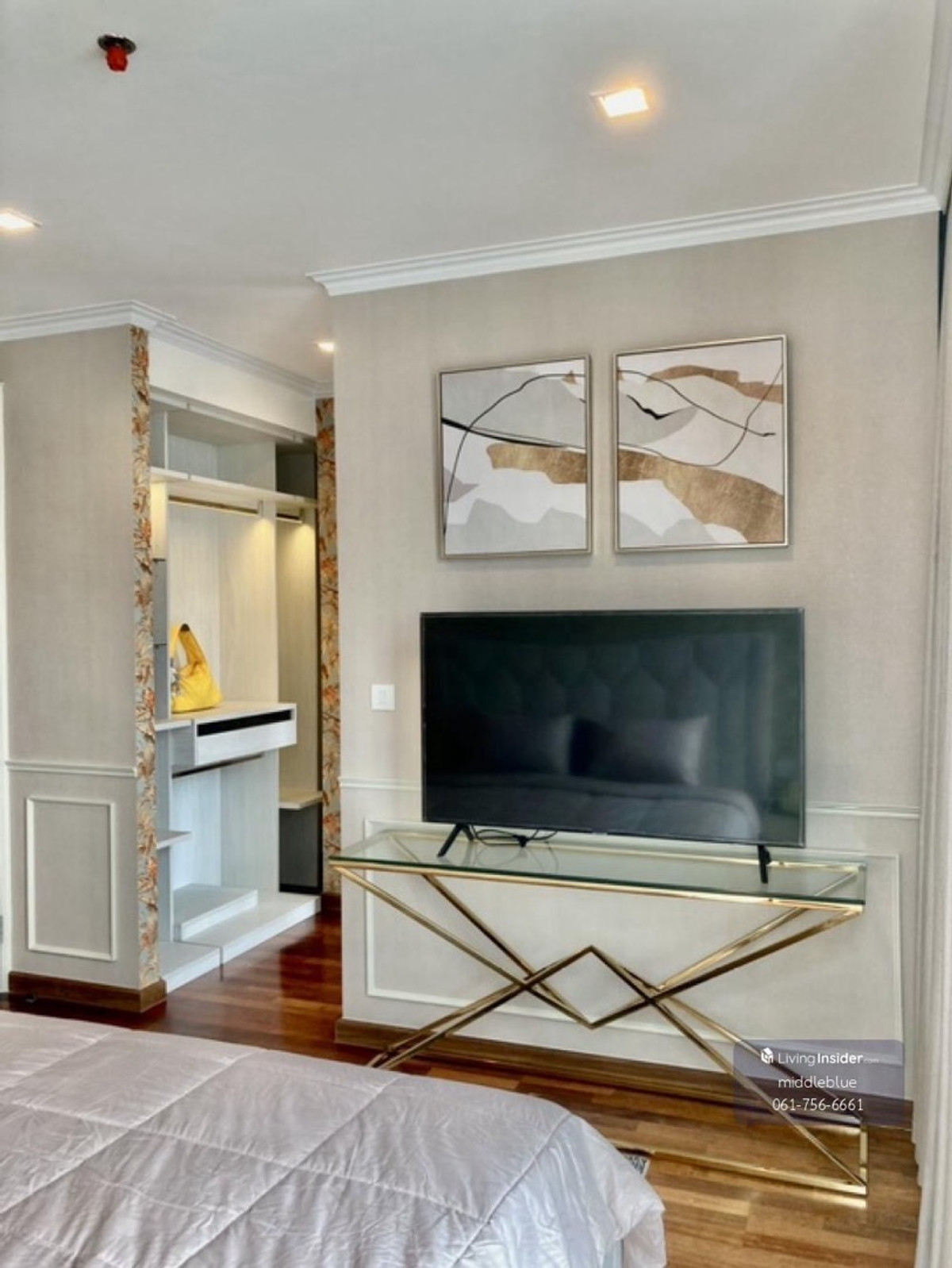 For RentCondoRatchathewi,Phayathai : For sale: 3 bedroom condo, good price in the heart of the city, Wish Signature Siam Midtown Project.