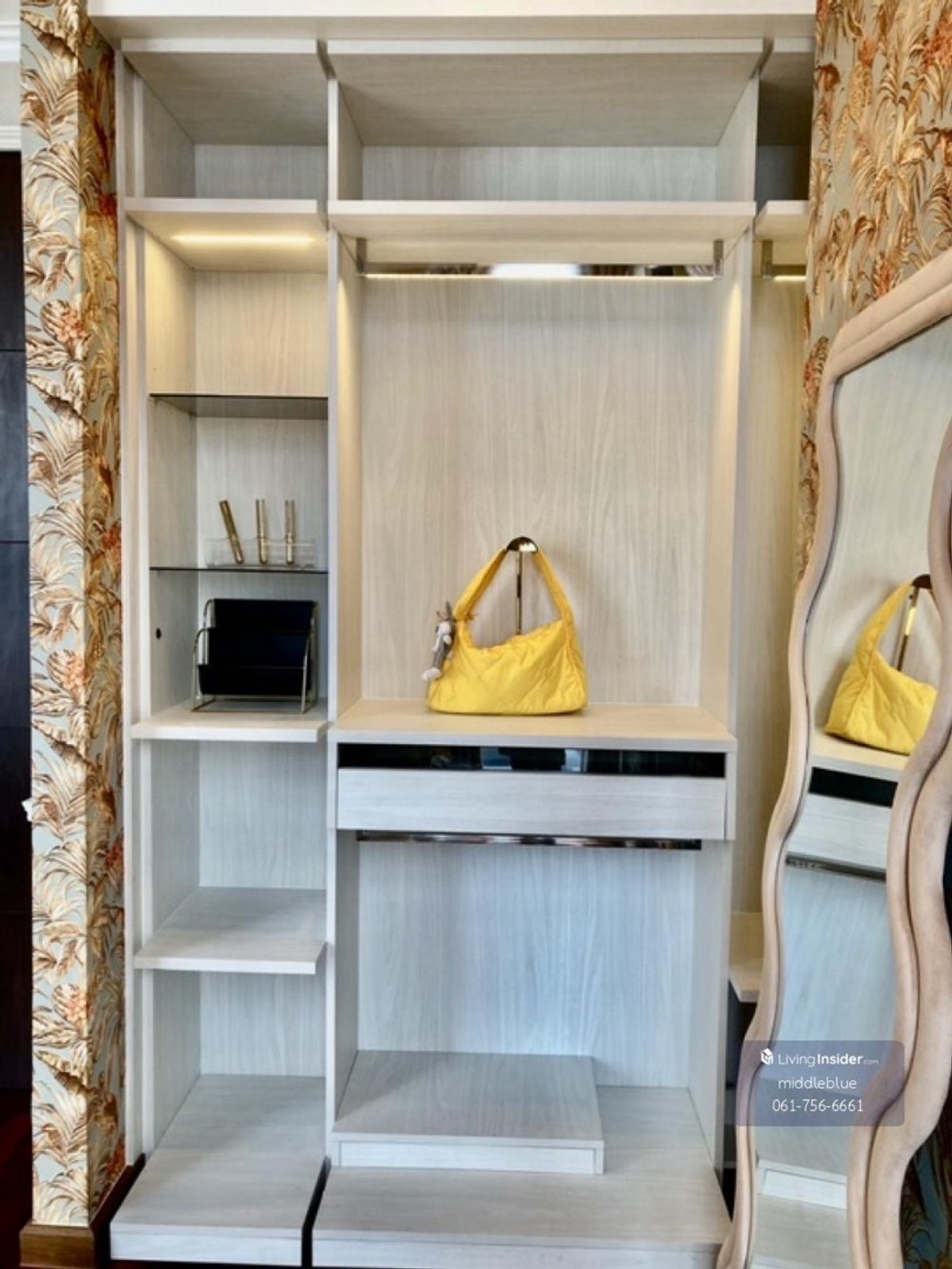 For RentCondoRatchathewi,Phayathai : For sale: 3 bedroom condo, good price in the heart of the city, Wish Signature Siam Midtown Project.