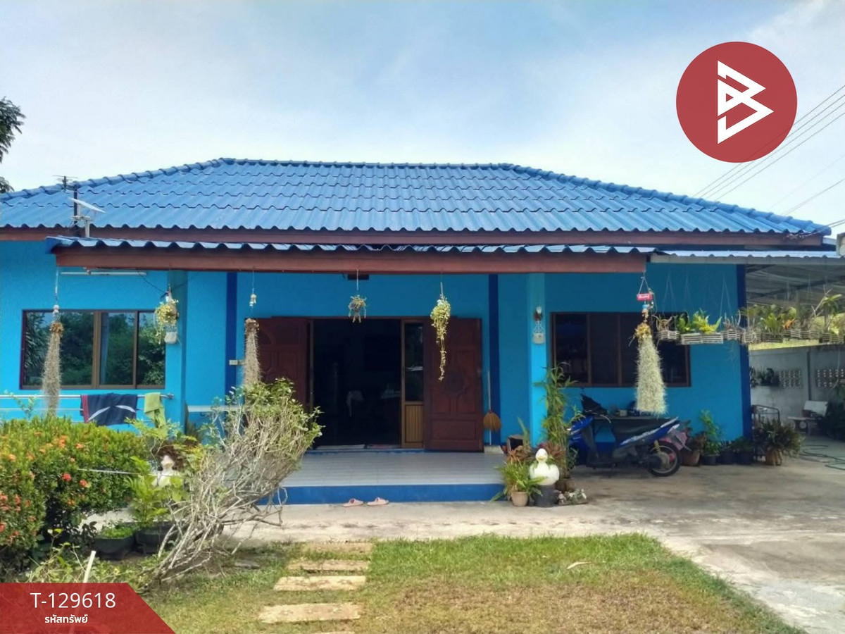 For SaleHouseRayong : Single-storey detached house for sale, area 1 rai 2 ngan 73.8 sq m, Phe, Rayong.