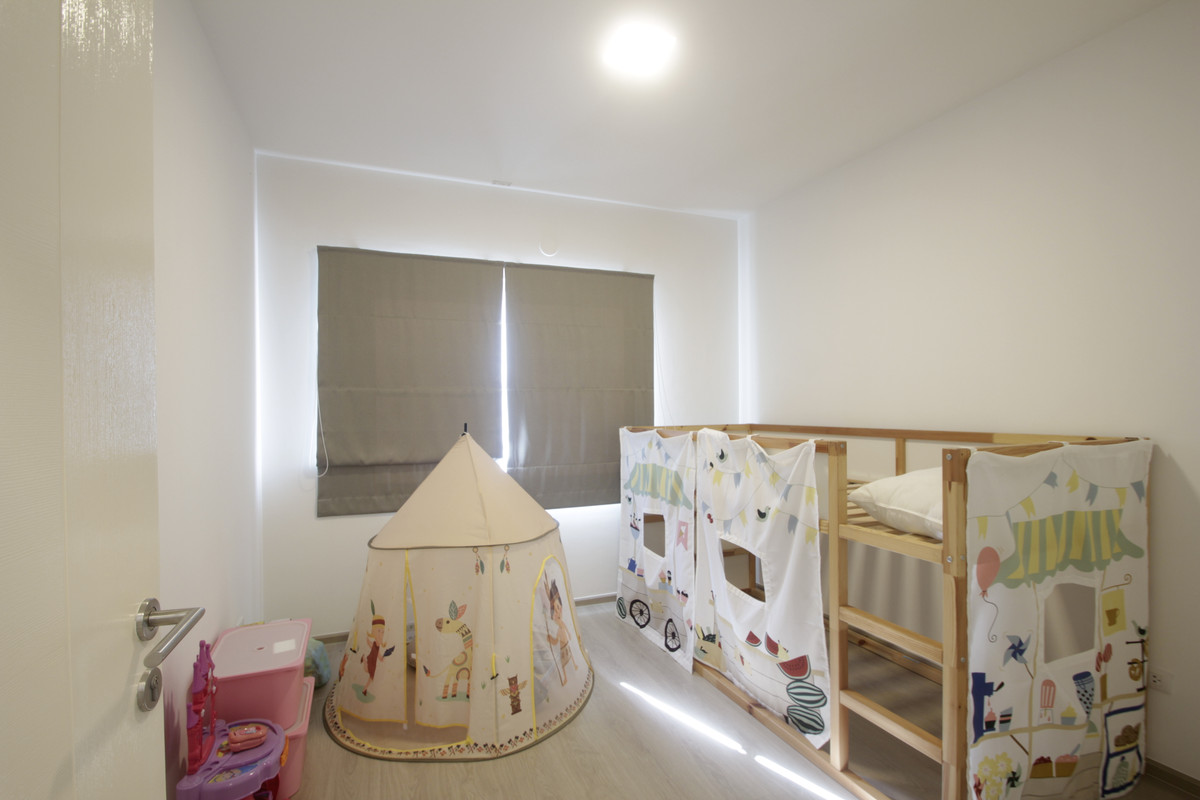 For SaleTownhomeRathburana, Suksawat : Townhouse Villaggio Pracha Uthit 90 Land and House House The house is ready to move in. Fully furnished and includes air conditioning, 21.4 sq m, at the beginning of the project, near Suksawat Expressway, Bang Phli, convenient travel, price negotiable.