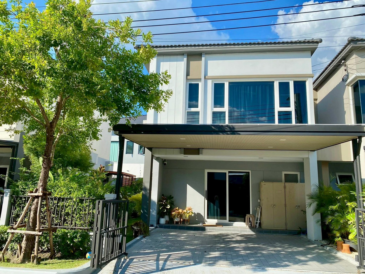 For RentSamut Prakan,Samrong : ME2500453 Semi-detached house for rent, Grande Pleno Mega Bangna, near Suvarnabhumi Airport.