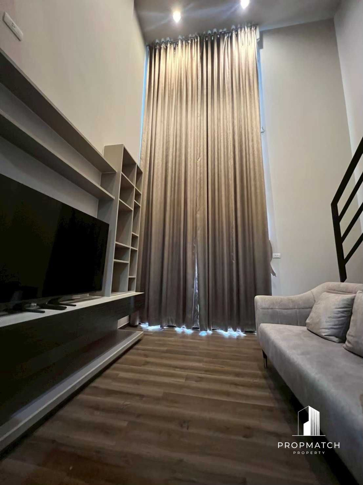 For SaleCondoSapankwai,Jatujak : ✨Flash Deal ✨Onyx Phahonyothin (1Bed 1Bath 41SQM.) ready to move in! Only 4,760,000 baht Tel.0981315848 @propmatch