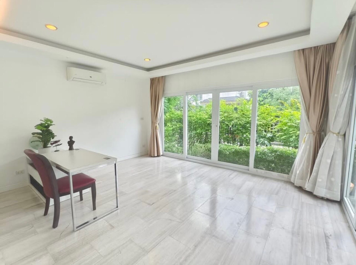 HousePattanakan, Srinakarin : Mandana Rama 9 - Srinakarin, Bangkok Kreetha 7 Bangkok