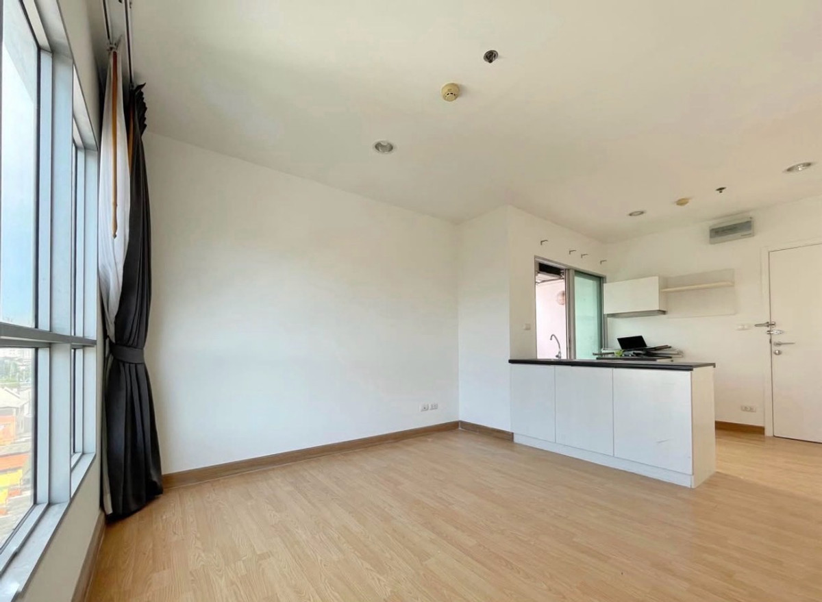 ขายคอนโดคลองเตย กล้วยน้ำไท : ขายด่วน  คอนโด Aspire พระราม 4 ขนาด 36.61 ตรม. 1 ห้องนอน 1 ห้องนั่งเล่น 1 ห้องเก็บของ ตึก A  ห้องมุม ราคา 2,850,000 ล้าน โทร 093-028-1245 id line :properagency 