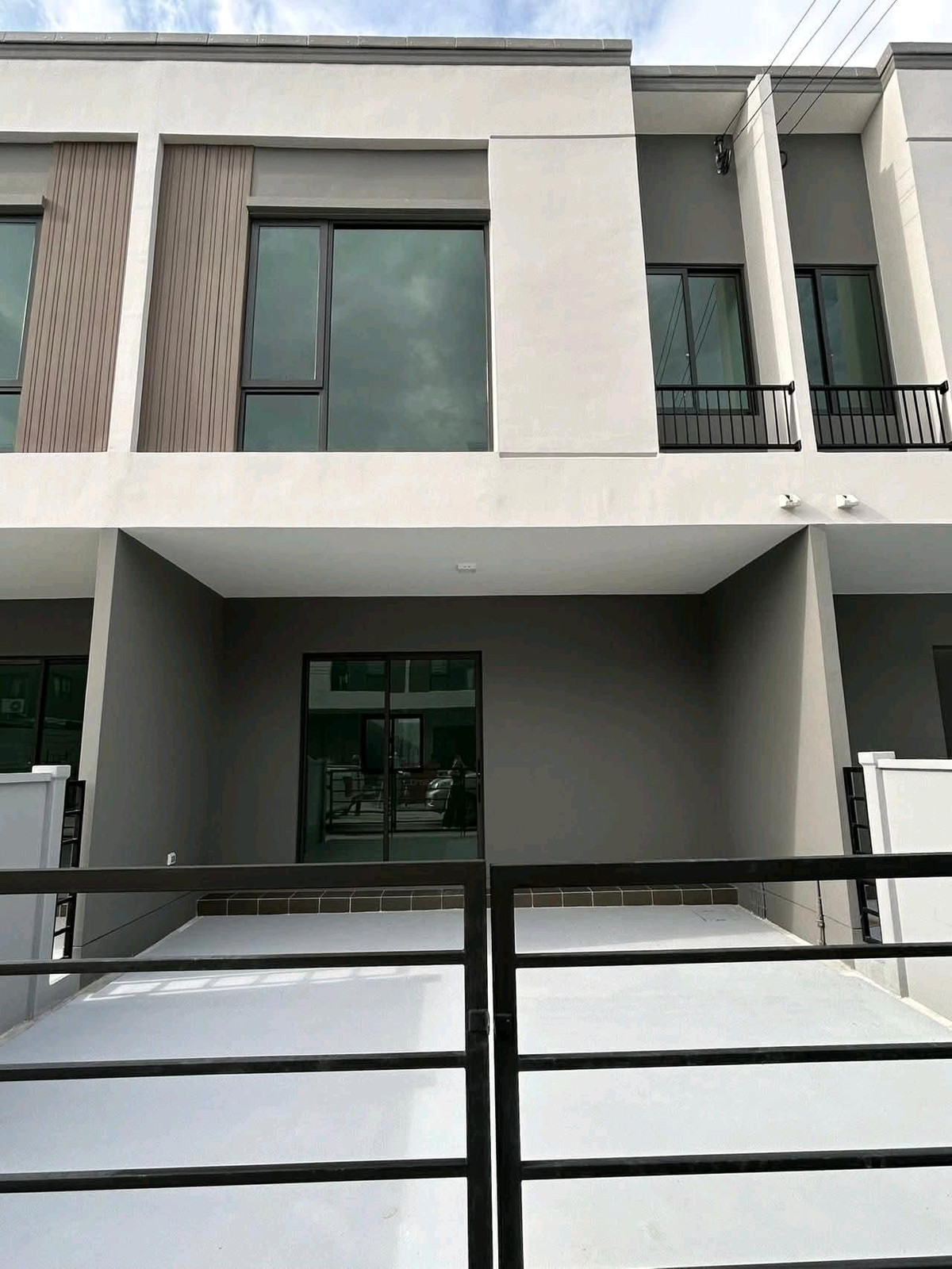 ให้เช่าทาวน์โฮมบางนา แบริ่ง ลาซาล : 🏡 ให้เช่าบ้านใหม่ โครงการ Pleno สุขุมวิท–บางนา 3 | Fully Furnished | พร้อมเข้าอยู่