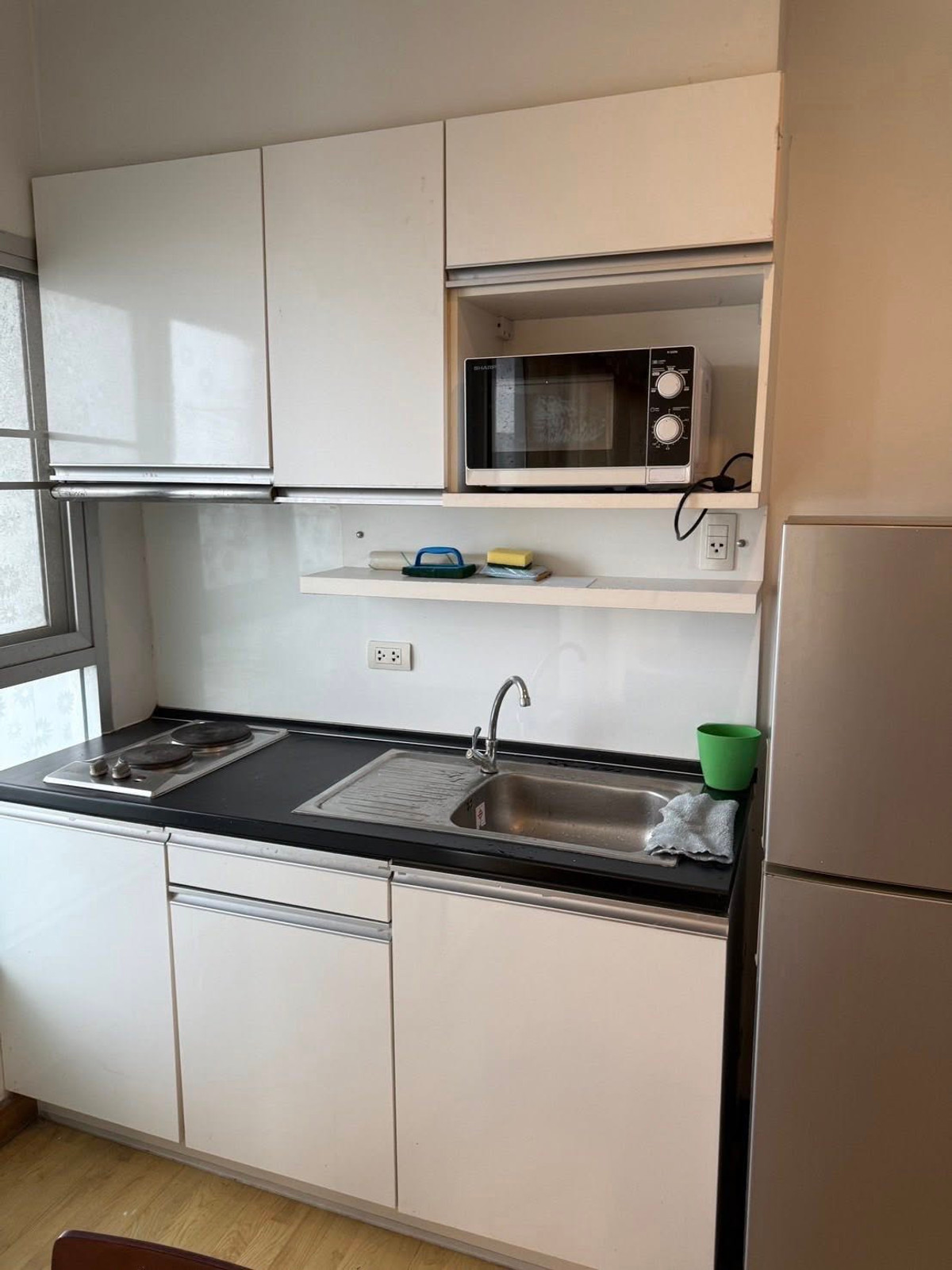 For SaleCondoThaphra, Talat Phlu, Wutthakat : The Parkland Taksin Thapra【𝐒𝐄𝐋𝐋】🔥Spacious and airy 1-bedroom unit, providing a comfortable and relaxed feeling. Fully furnished.🔥 Contact Line ID: @hacondo