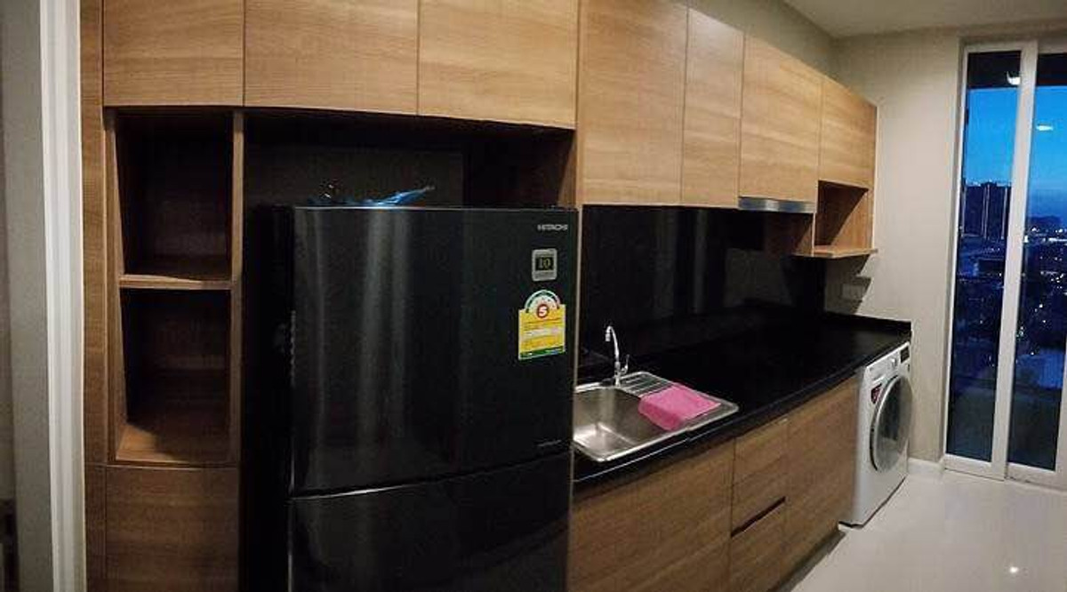 For RentCondoSamut Prakan,Samrong : 🔥 For rent The Metropolis Samrong Interchange 🔥 📍 near BTS Samrong 🚆 convenient travel