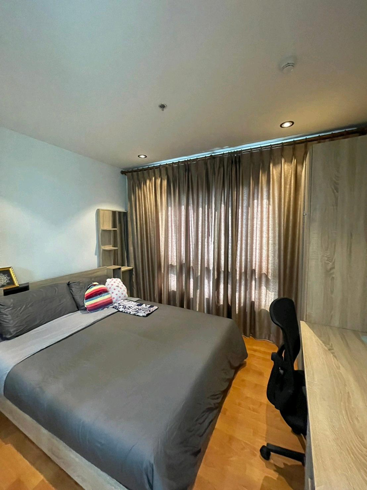 For RentCondoThaphra, Talat Phlu, Wutthakat : The President Sathorn-Ratchapruek 2 near Bts Bang Wa Interchange. Room ready to stay ❗️There is a washing machine-dryer.