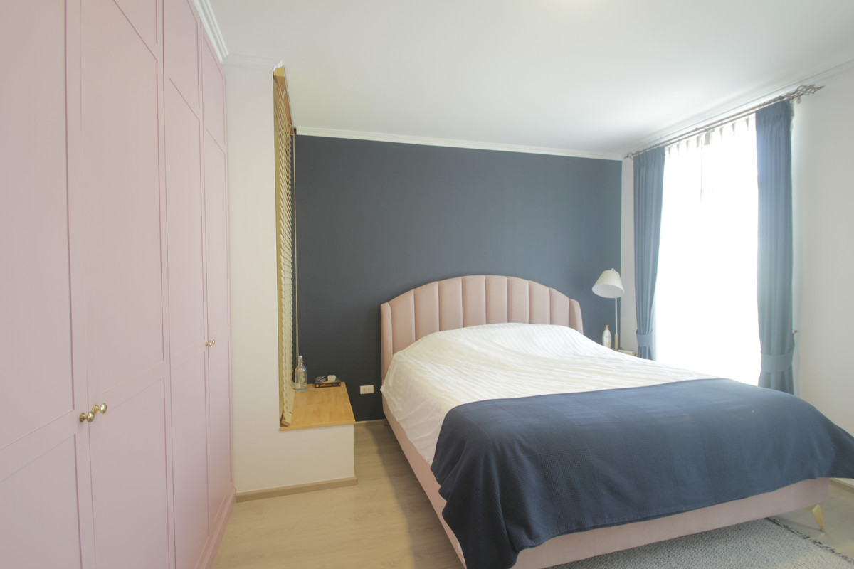 For SaleTownhomeRathburana, Suksawat : Townhouse Villaggio Pracha Uthit 90 Land and House House The house is ready to move in. Fully furnished and includes air conditioning, 21.4 sq m, at the beginning of the project, near Suksawat Expressway, Bang Phli, convenient travel, price negotiable.