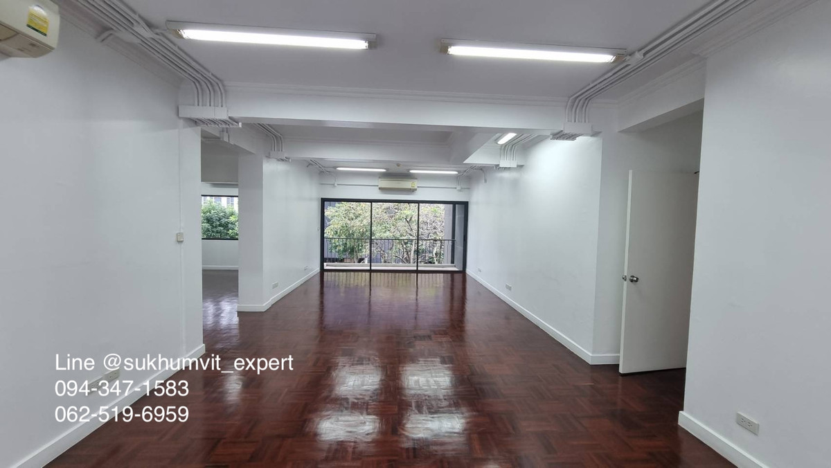 ให้เช่าสำนักงานสุขุมวิท อโศก ทองหล่อ : ให้เช่าพื้นที่ละแวก อโศก ใกล้ BTS/MRT ชั้น 2 ขนาด 120 ตร.ม.