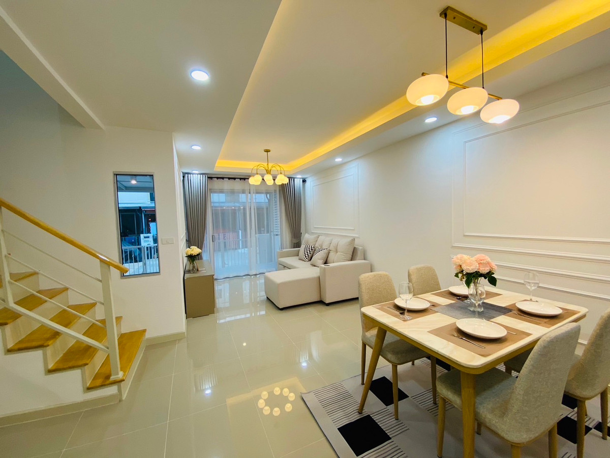 For SaleTownhomePathum Thani,Rangsit, Thammasat : “Baan Pruksa Rangsit-Bang Phun 3“ newly renovated and includes new furniture.