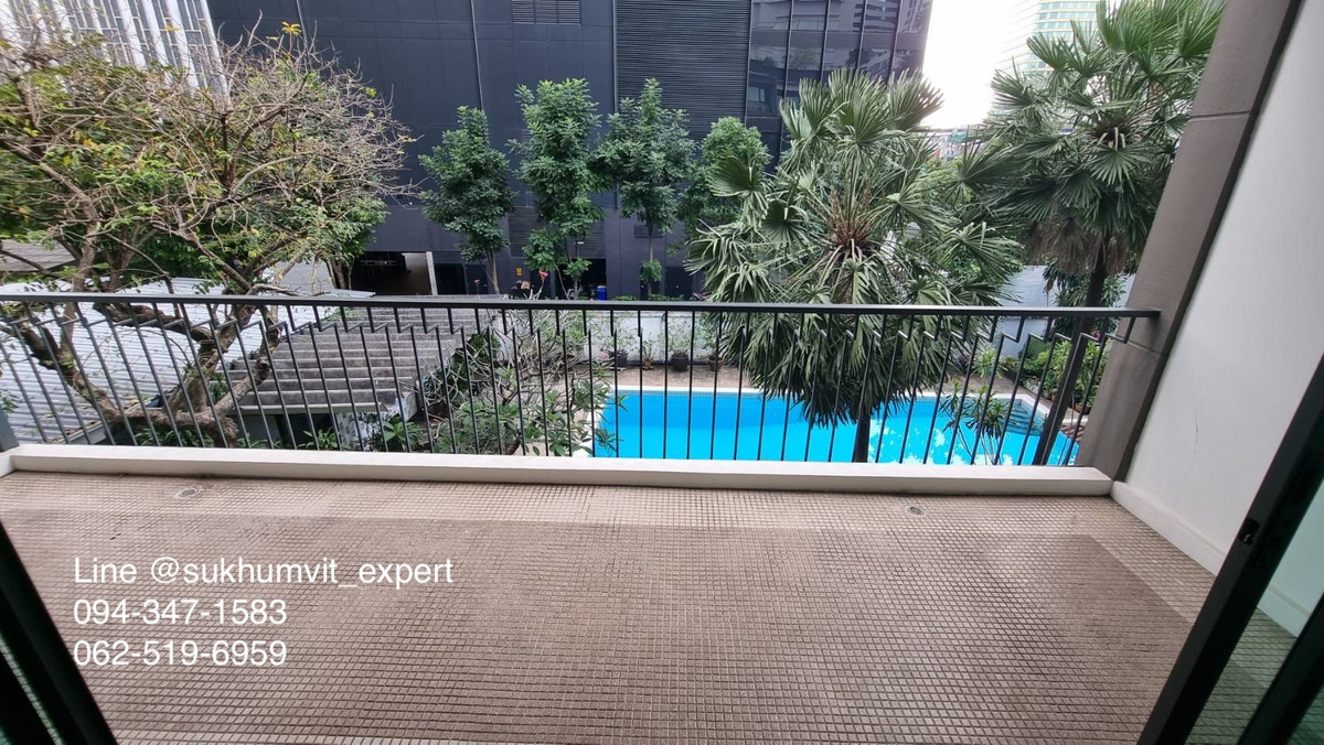 For RentRetail SpaceSukhumvit, Asoke, Thonglor : For Rent: Commercial Space in Asok Area, Near BTS/MRT – 2nd Floor, 120 sq.m.