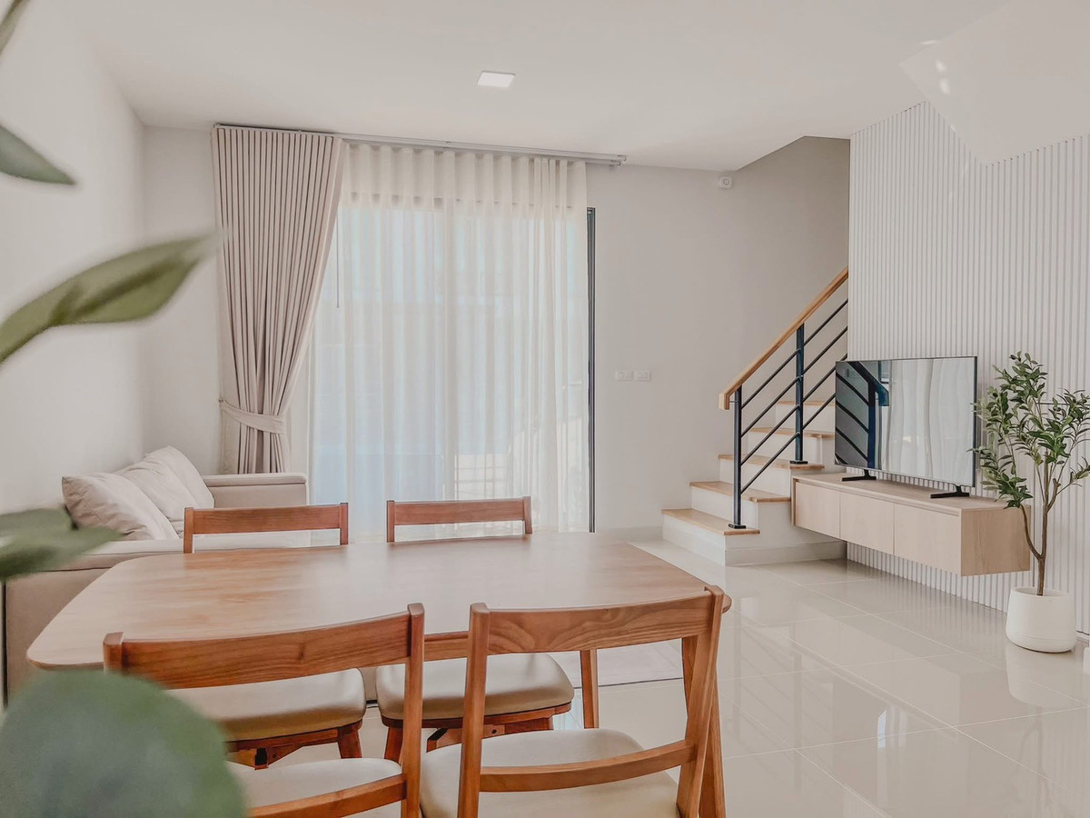 For RentTownhomeBangna, Bearing, Lasalle : ME2500451 New 2-story townhome, Pleno Sukhumvit-Bangna, comfortable to live in, fully furnished, ready to move in!!!