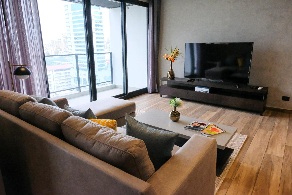 ให้เช่าคอนโดสุขุมวิท อโศก ทองหล่อ : ​ให้เช่า Loft Asoke (ลอฟท์ อโศก) 2 ห้องนอน 89 ตร.ม. ชั้น 17 ห้องกว้าง ดีไซน์หรู