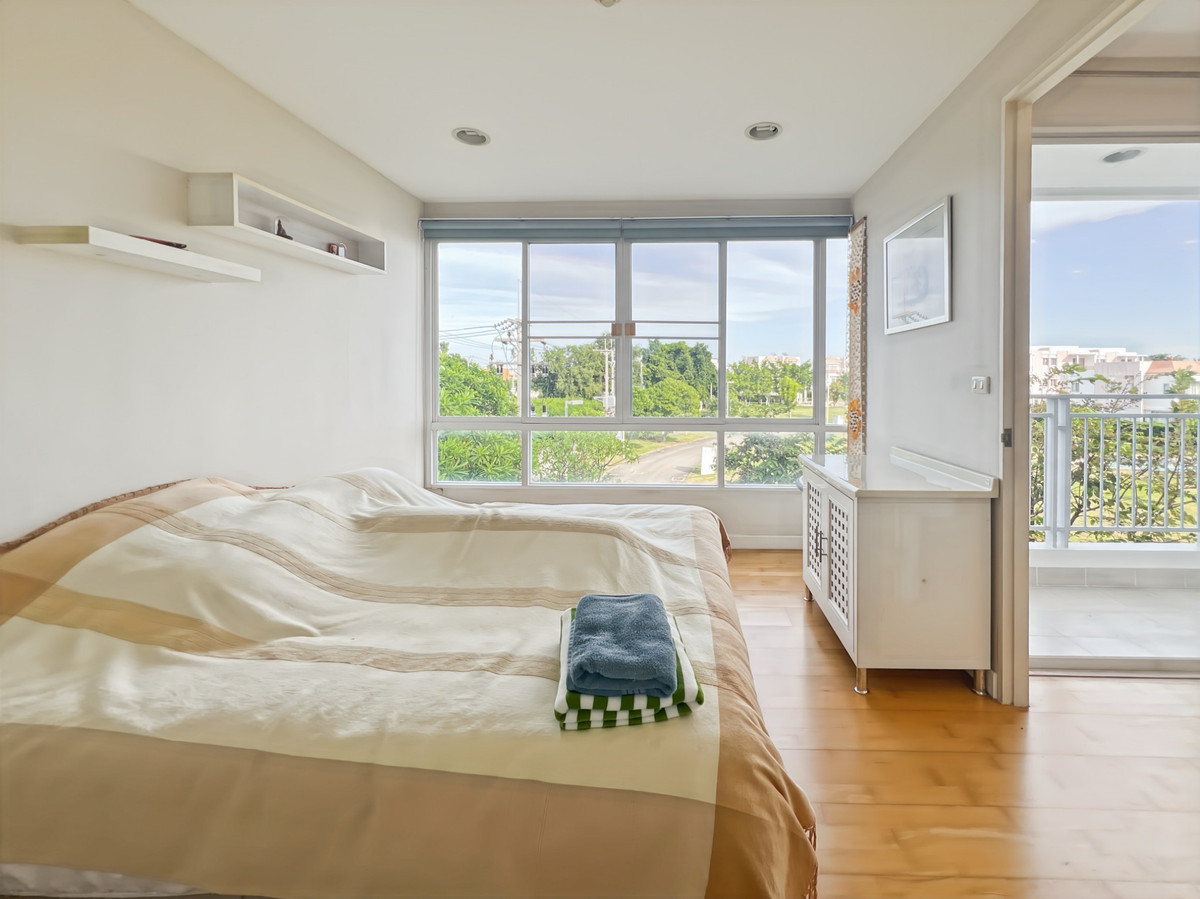 ขายคอนโดหัวหิน ประจวบคีรีขันธ์ : ขายด่วน! Boathouse Hua Hin – The Legend | ห้องมุม 64 ตร.ม. | 4.2 ล้าน | ฟรีค่าโอน