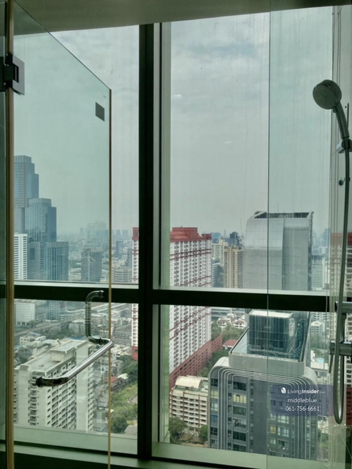 For RentCondoRatchathewi,Phayathai : For sale: 3 bedroom condo, good price in the heart of the city, Wish Signature Siam Midtown Project.